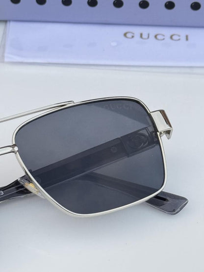 Gucci320_silver black