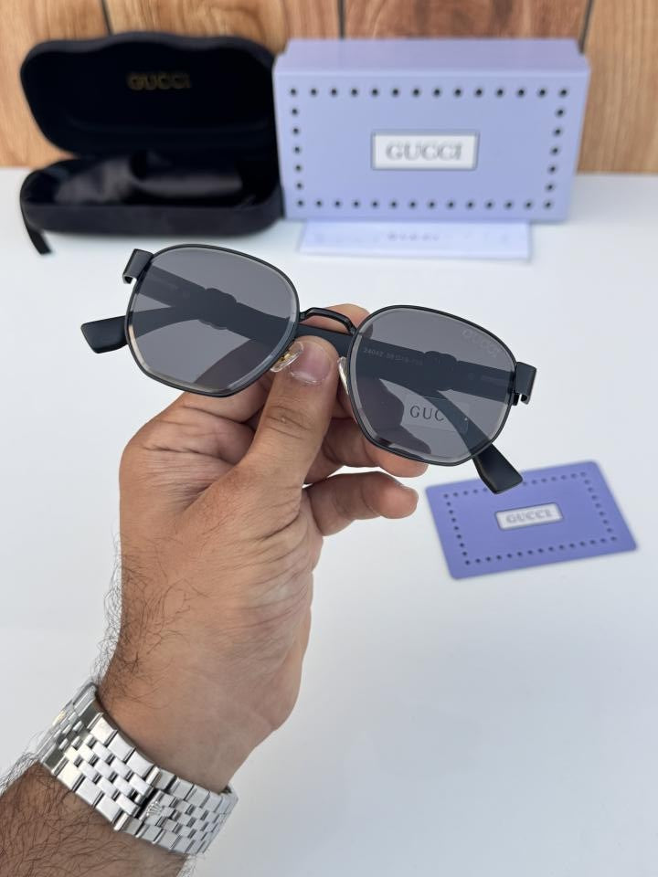 Guccci_24042 black