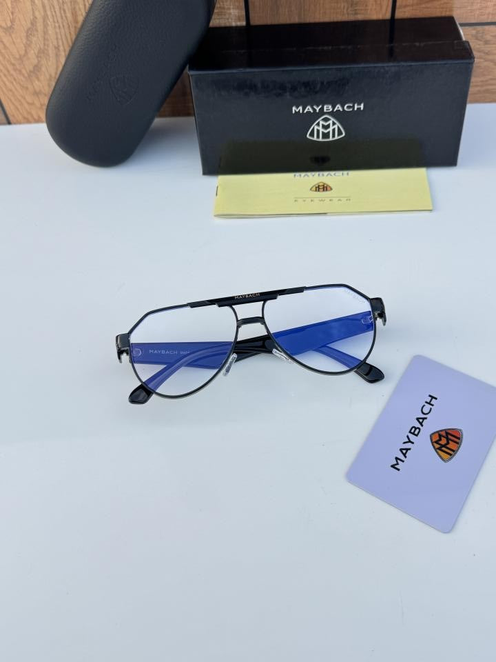 Maybach_7346_black_plano
