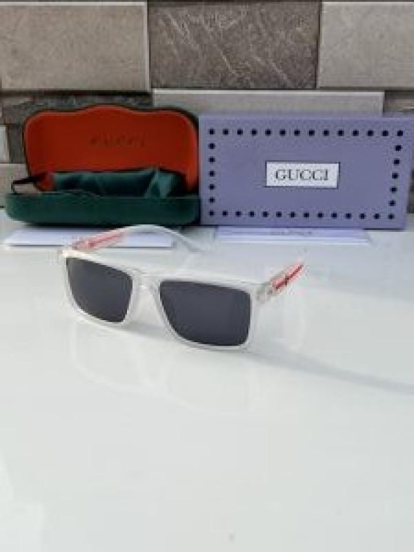 gucc_i 8949 white black