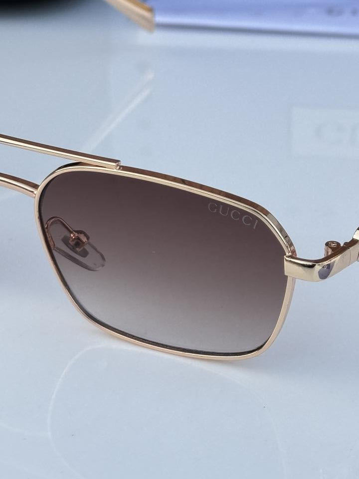 gucc_i 15035 gold brown