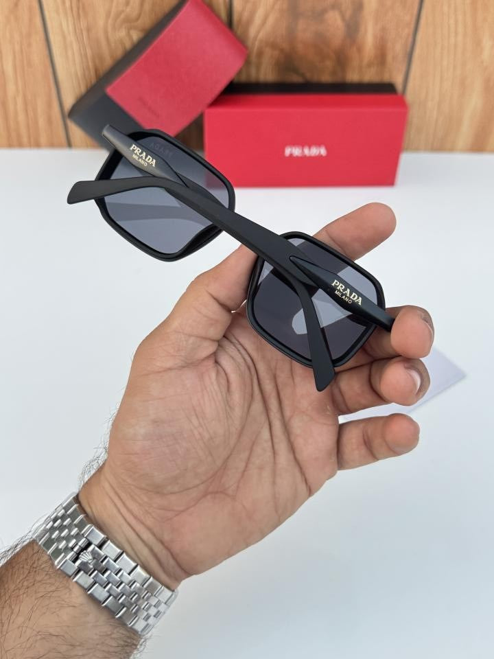 Prada792_black
