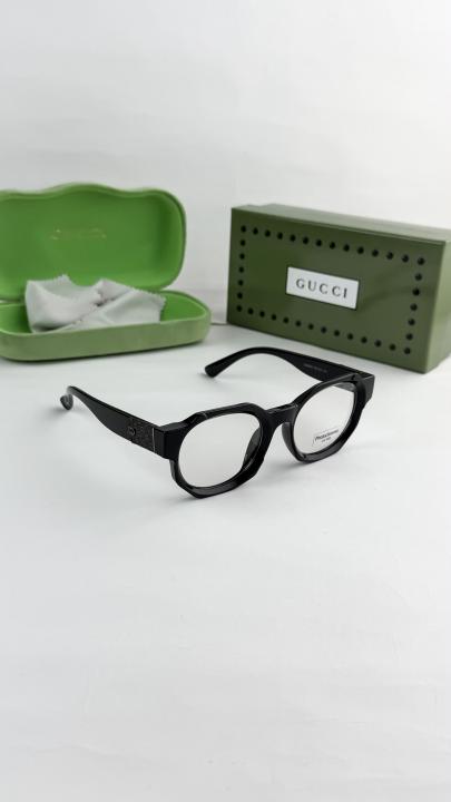 Gucc_i_black_plano_0655