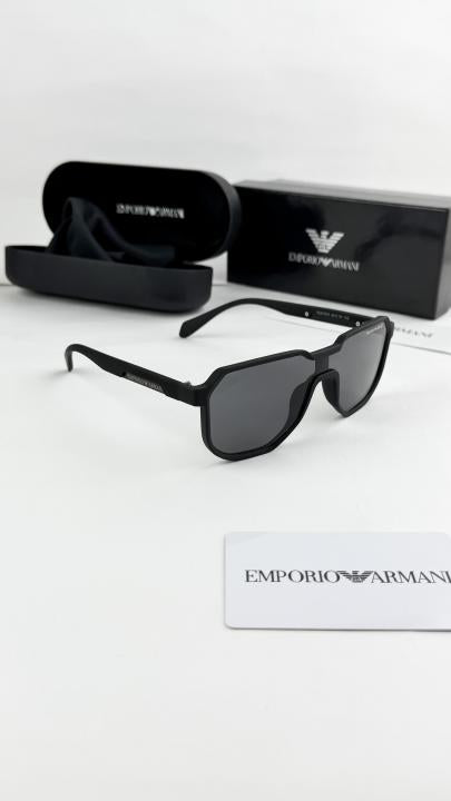Arman_i_black_219
