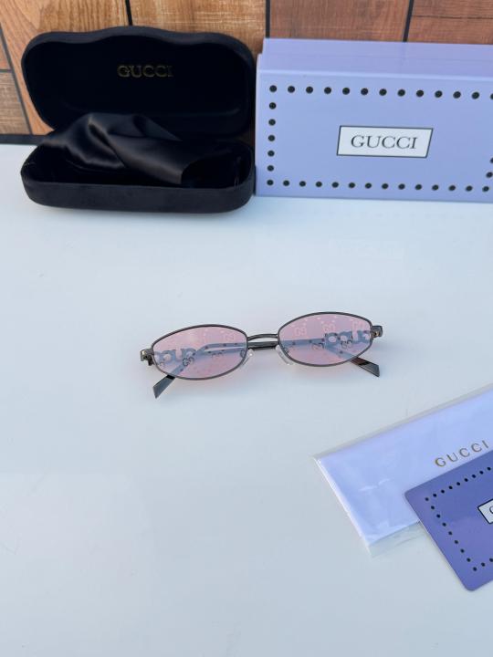 Gucci32827_black_pink_monogram