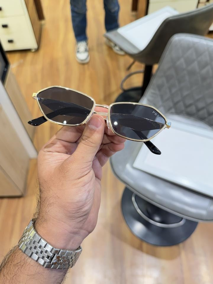 Prada25073_gold_black