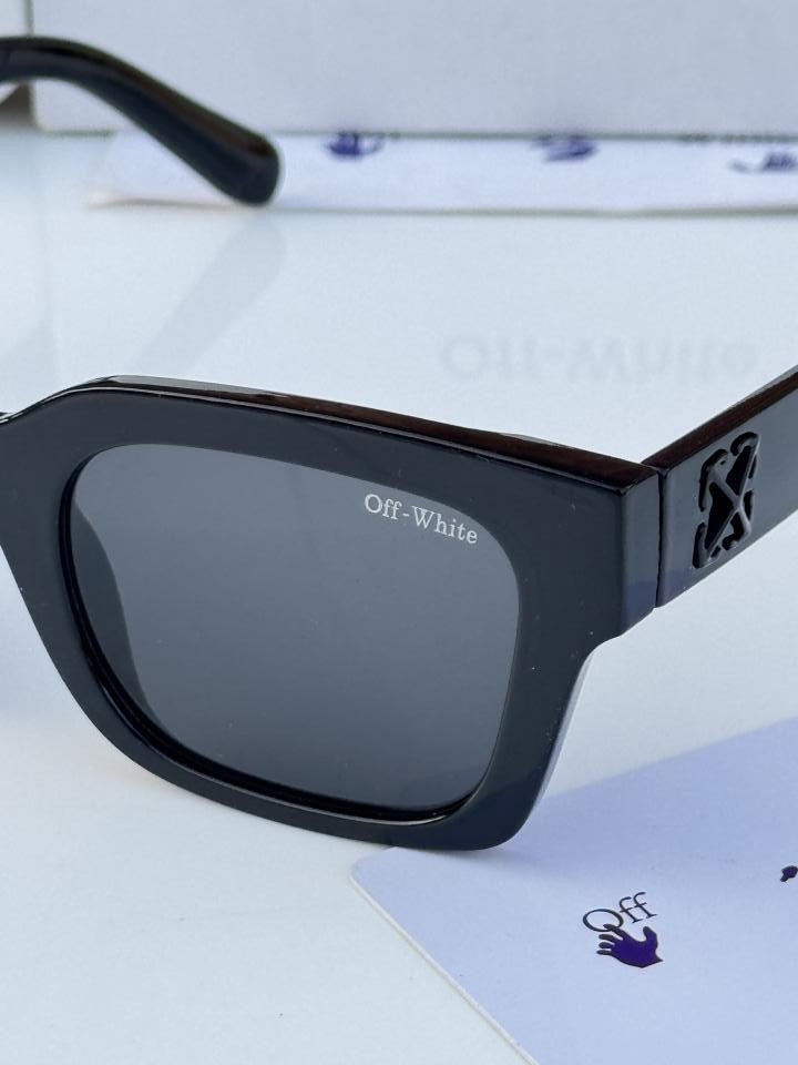 Offwhite126_black