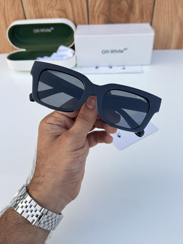 Offwhite126_black