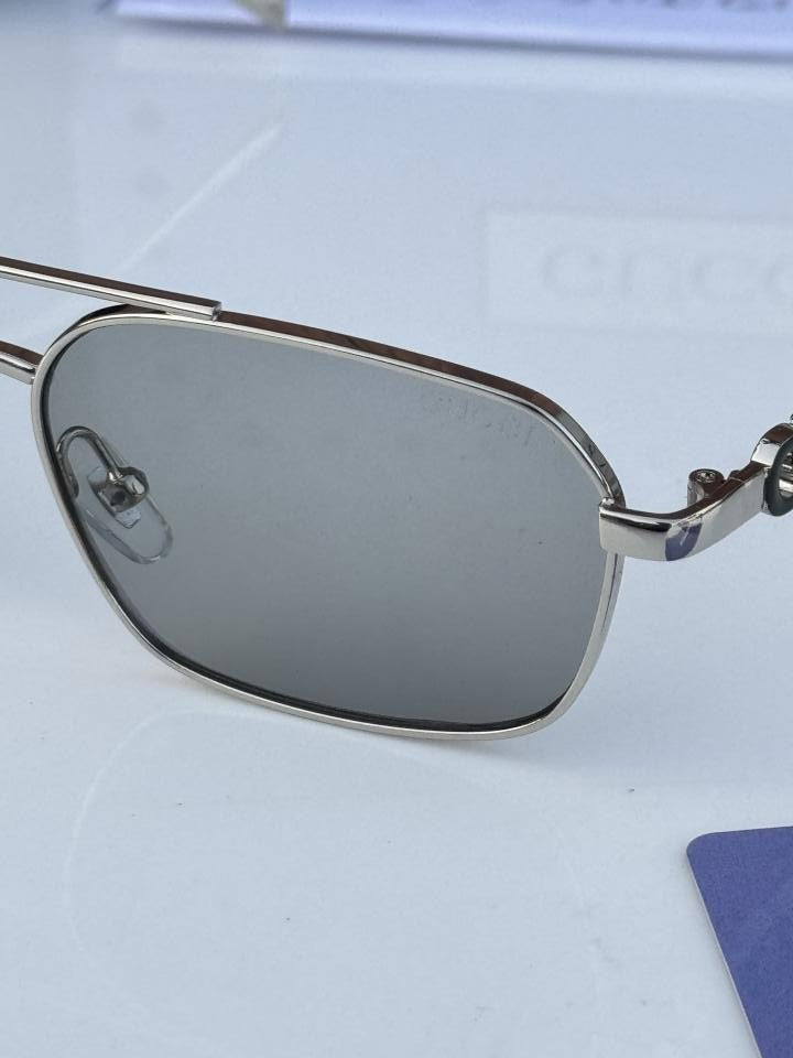 Gucci15035_silver_grey