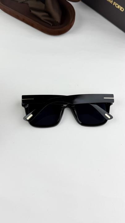 Tomfor_d_black_622