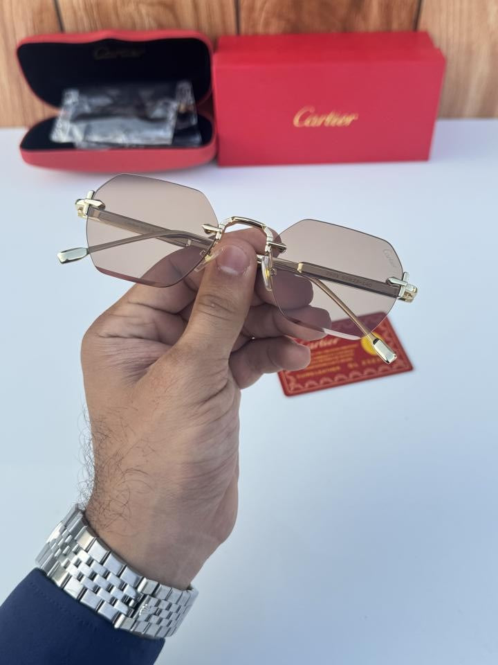 Cartier2503_gold_peach