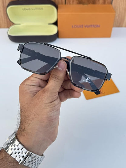 Louisvuitton24022_black