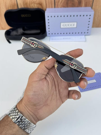 Gucci24023_gold_black