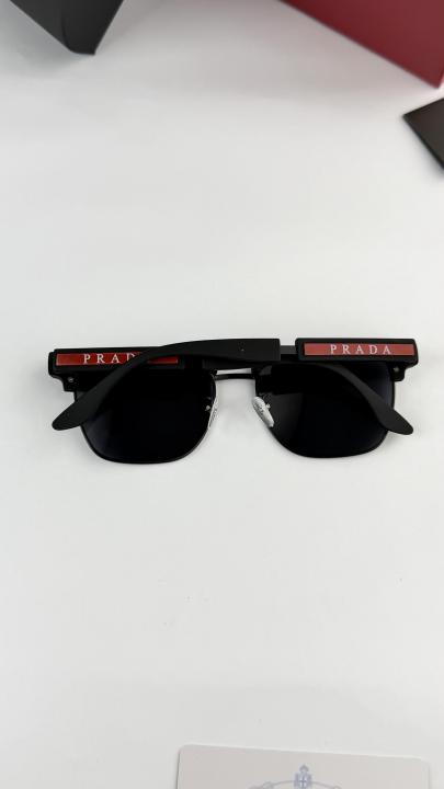 Prad_a_black_08y