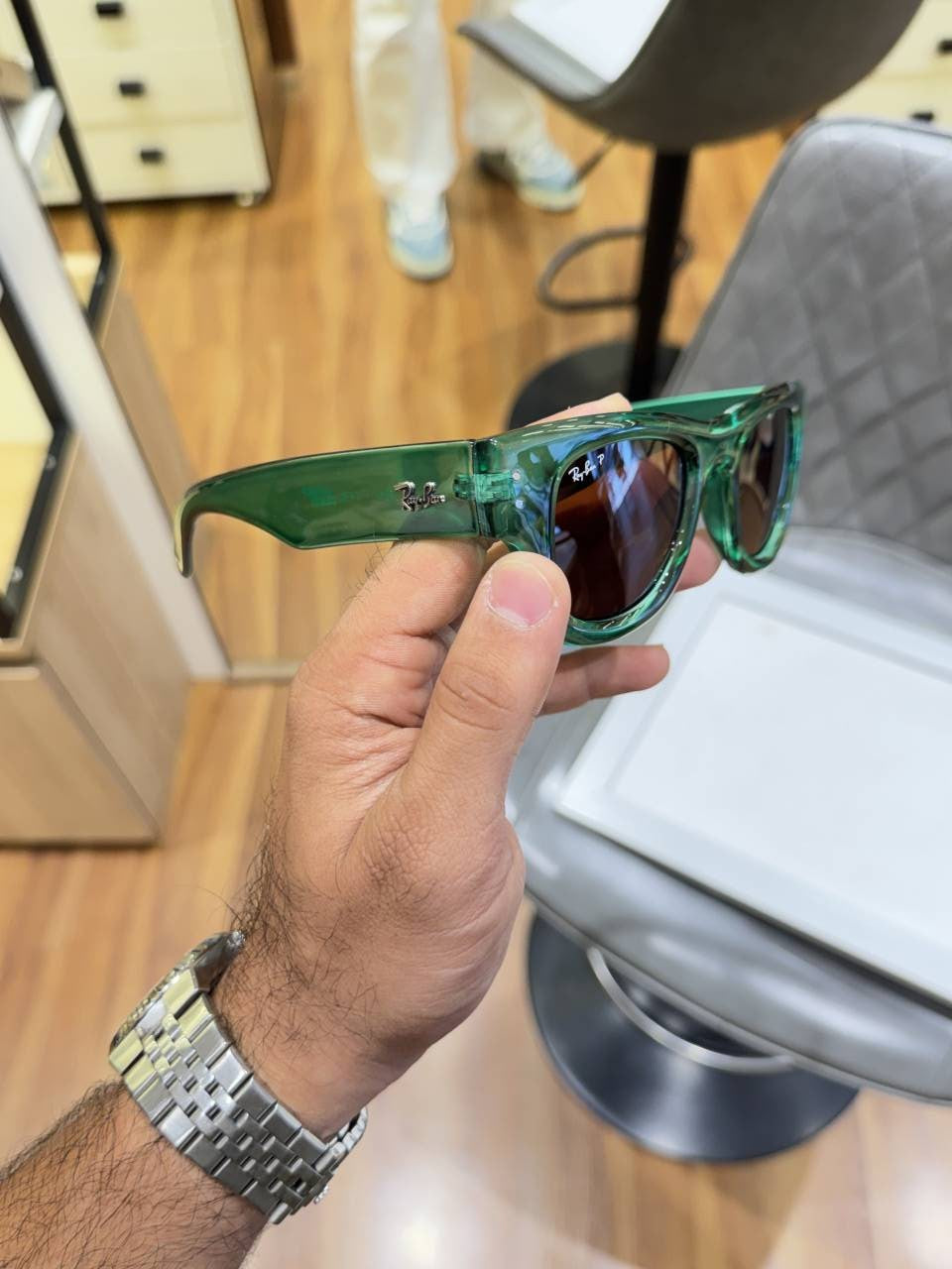 Zorvane Emerald – Premium Green Square Frame Sunglasses