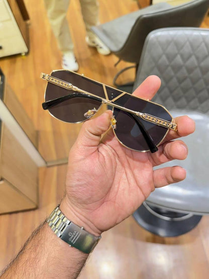 Veyro Gold Shield Sunglasses