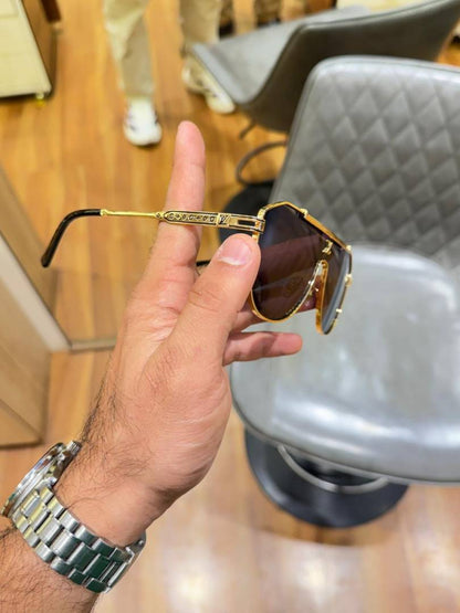 Veyro Gold Shield Sunglasses