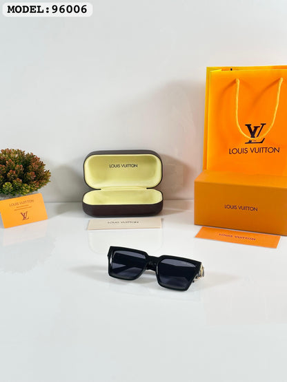 Louis Vuiiton 96006 Gold/Black