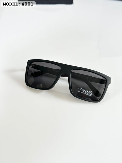 Emporrio Armanii Black 4001