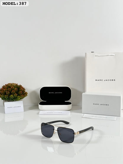 Marc Jacobs 387 Gold/Black